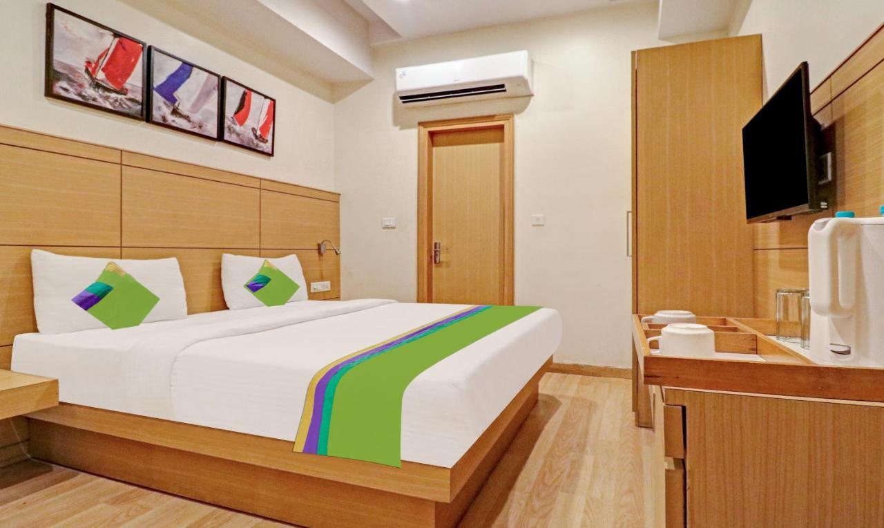 Treebo Galaxy Rooms 뉴델리 외부 사진