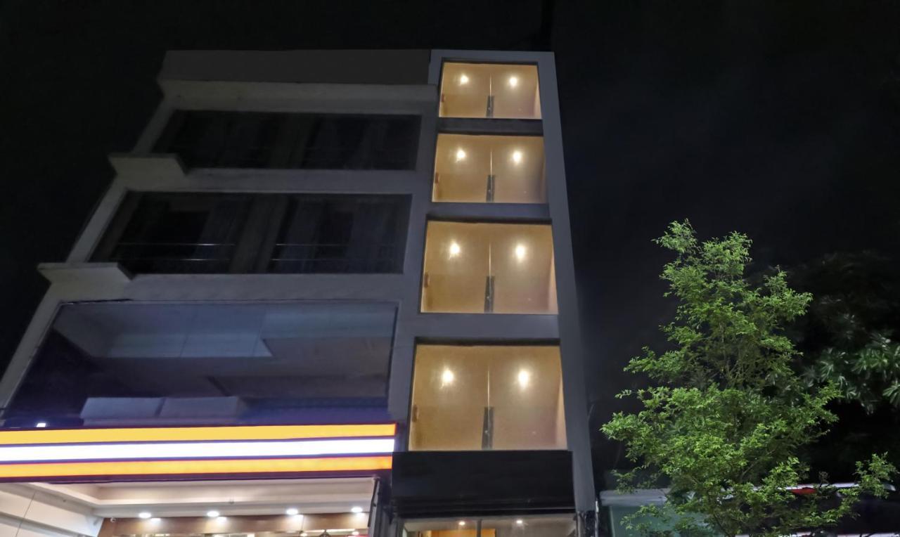 Treebo Galaxy Rooms 뉴델리 외부 사진