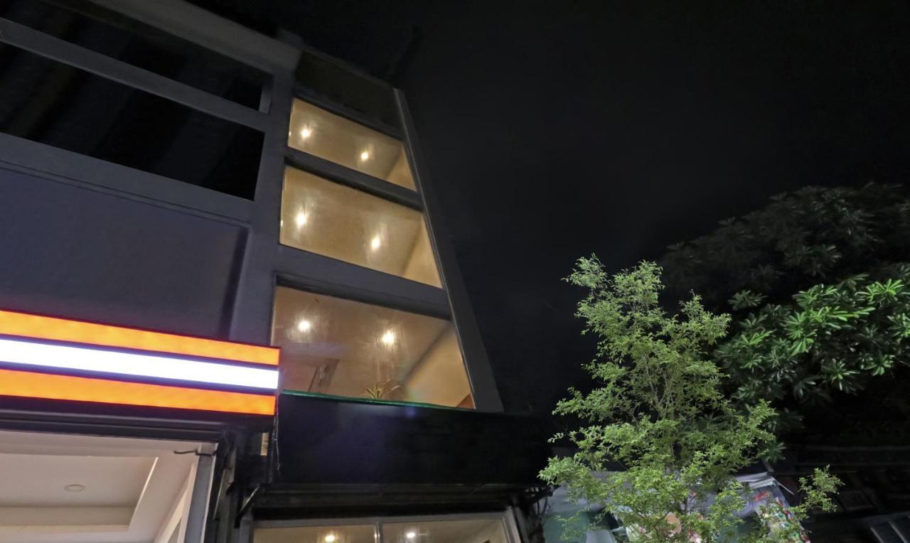 Treebo Galaxy Rooms 뉴델리 외부 사진