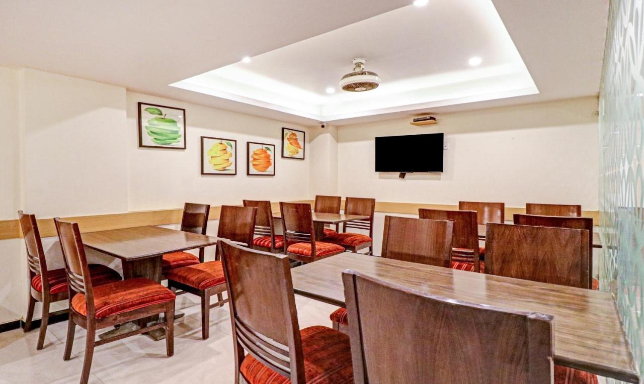 Treebo Galaxy Rooms 뉴델리 외부 사진